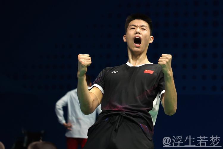 冯彦哲展现成长实力,混双关键战再成焦点 冯彦哲展现成长实力,混双关键战再成焦点